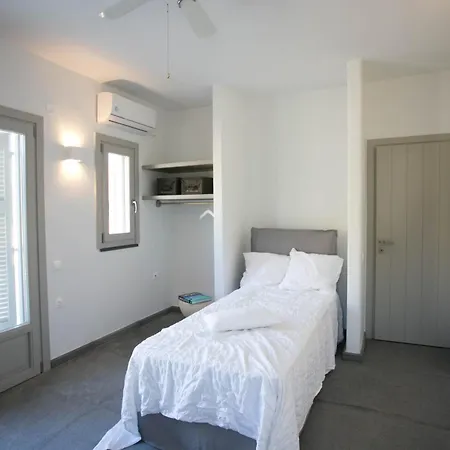 Paradise Poseidon * Ganema