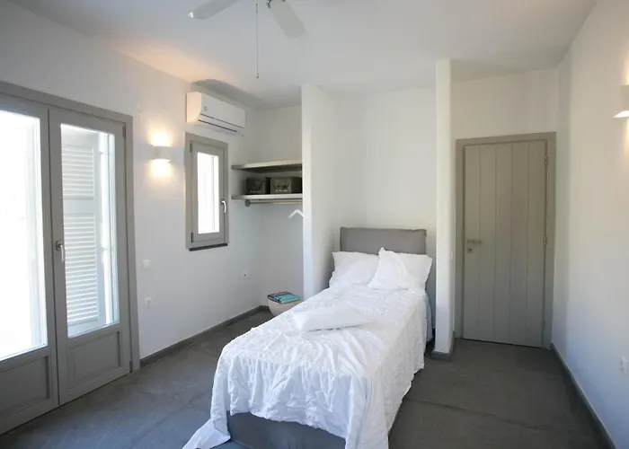 Paradise Poseidon * Ganema